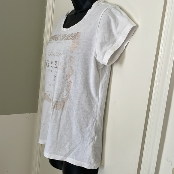 GUESS Lt. Weight Tee - Picture 3 of 6